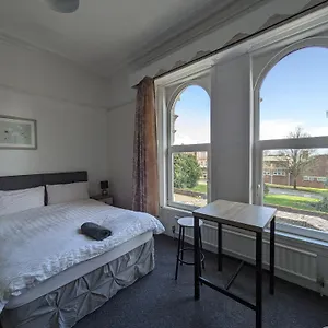  Guest house Singleton Short R7r5