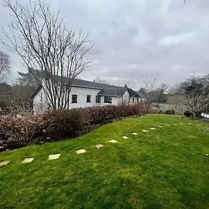  Guest house Cosy In Peaceful Location